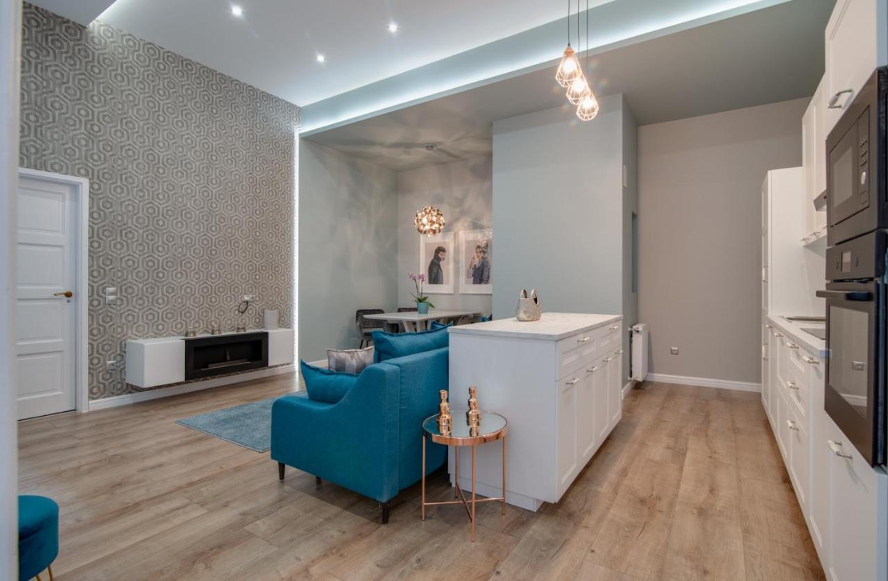 Helios Downtown Martha Lejlighed Budapest Eksteriør billede