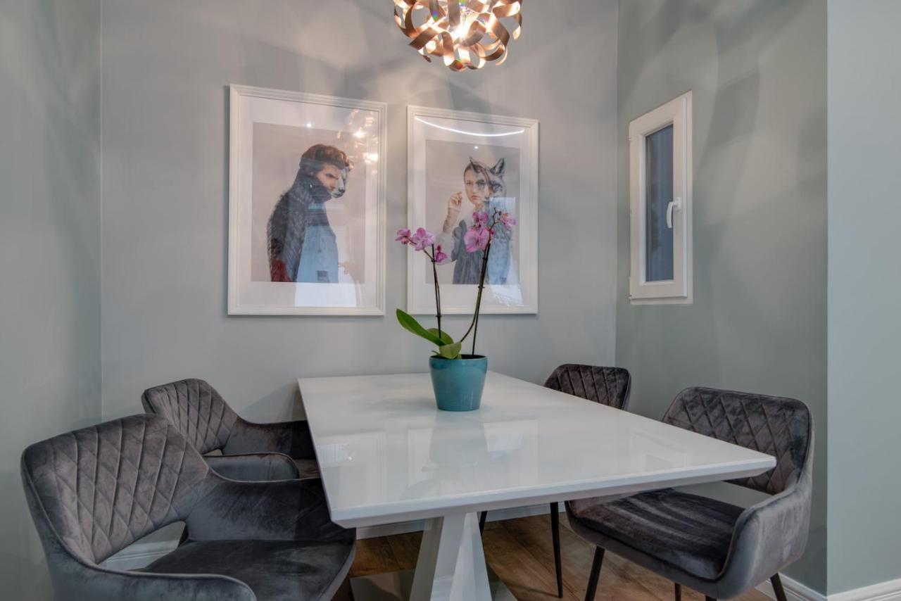 Helios Downtown Martha Lejlighed Budapest Eksteriør billede