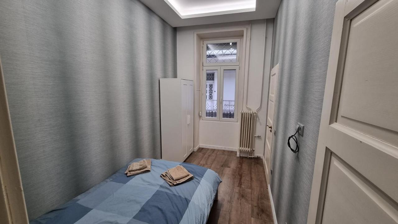 Helios Downtown Martha Lejlighed Budapest Eksteriør billede